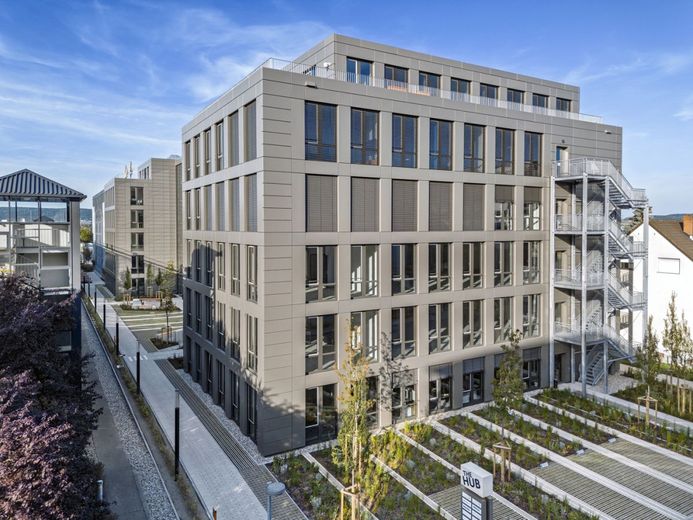 ATIK: Moderne, lichtdurchflutete Büroflächen im THE HUB Walldorf – Außenansicht