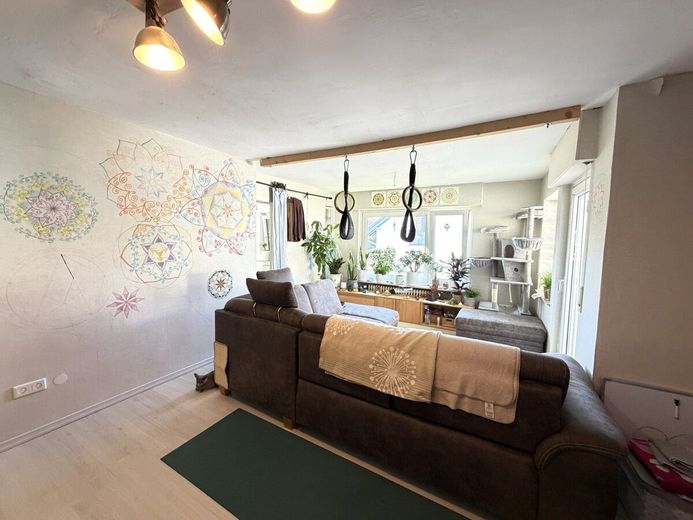 Zweifamilienhaus in idyllischer Lage - direkt an der Modau mit großem Garten – Wohnzimmer OG