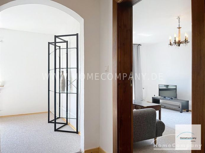 Appartement de 3 pièces lumineux et agréablement meublé avec terrasse sur le toit – 15515323d42e026156d0b5629ce17261b8dcd2ba.jpg