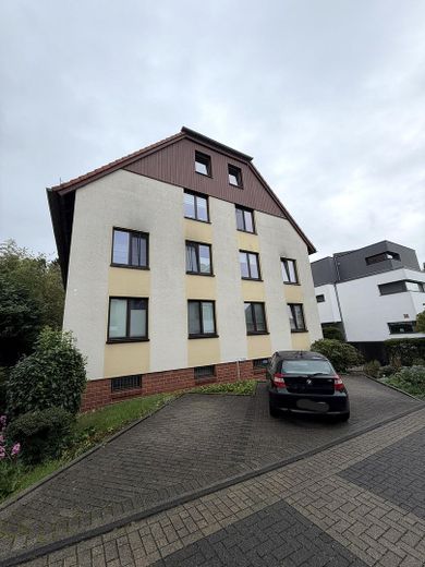 1-Zimmer Apartment mit Balkon, Küche und Stellplatz – Außenansicht