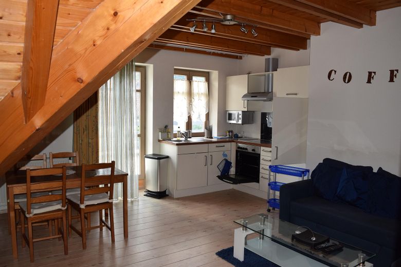 WHG 2 - 1. OG: Wohnküche