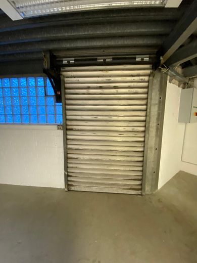 Lager-/Produktionsfläche mit Büro in Wuppertal-Vohwinkel – Halle - 2. Rolltor