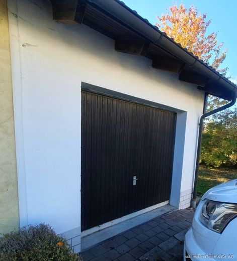Garage 1