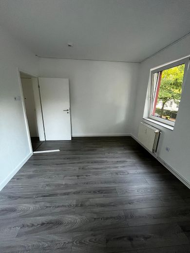 Kleineres Zimmer 1/2
