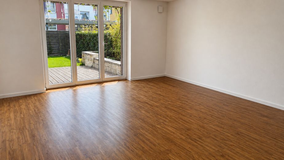 Modernes Reiheneckhaus in familienfreundlicher Wohnlage in Poing – Wohnzimmer