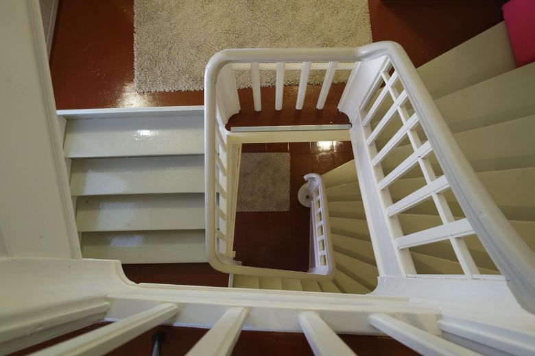 Immeuble d’habitation et commercial entièrement rénové – Treppenhaus
