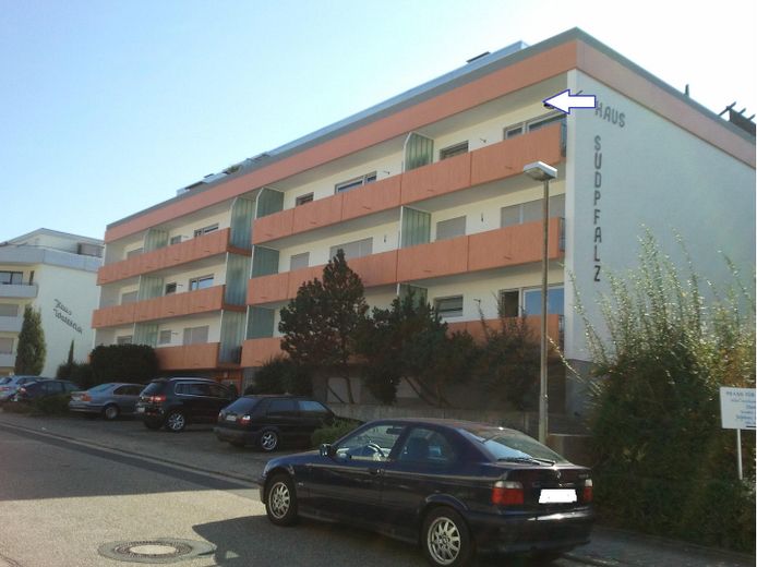 Haus, Wohnung = Pfeil