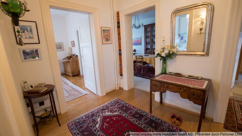 Möblierte, schöne Altbauwohnung in grüner  &  zentrumsnaher Lage für 3 Monate, Freiburg-Wiehre – 898d886f4fe069d718dadeae2834392be78c1b52.jpg