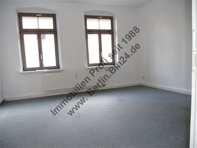 Mietwohnung in ruhiger Seitenstraße – Wohnzimmer