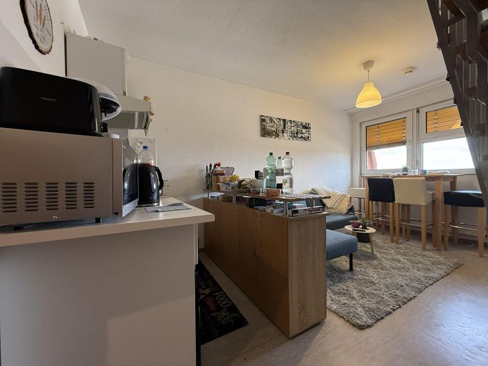Investoren & Kapitalanleger aufgepasst.  Attraktives Appartement in der Mönchebergstraße 31 in KS – Küche- und Wohnbereich