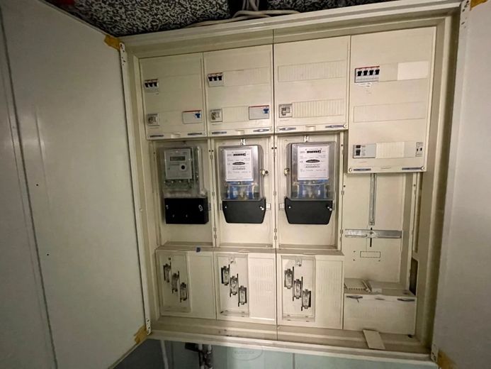 PROVISIONSFREIE "Kaffeemühle" in Alleinlage, mit viel Platz, am Steinhuder Meer! – Schaltkasten Strom im Keller