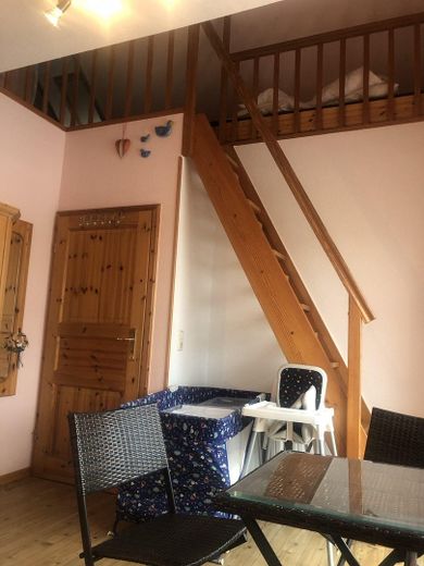 Treppe zur Galerie