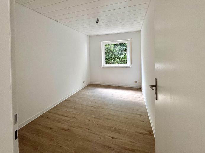 Kinder-, Arbeits-, Gästezimmer