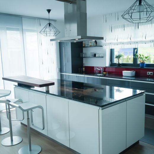 Einfamilienhaus KfW-70, Solarthermie-Anlage, Doppelgarage, ohne Keller provisionsfrei – Küche 