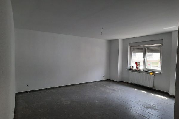 Recklinghausen-Grullbad’da tamamen yenilenmiş, aydınlık 2 odalı zemin kat dairesi