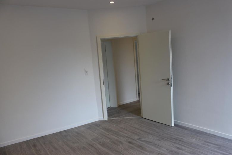*FT-City* große 5ZKB Dachgeschosswohnung in Frankenthal-City – Zimmer