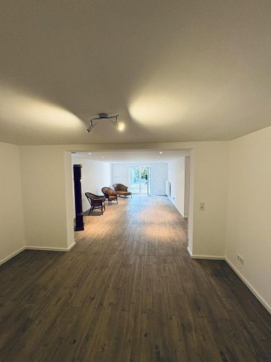 Exklusiver, kernsanierter Bungalow in Damm - wohnen auf einer Ebene – Studiozimmer mit Gartenzugang