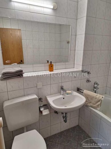 4 Zi.Whg., möbliert, 2 Balkone, erstklassige Lage,  barrierefrei, 4 OG 2 Bäder, modernisiere Whg. im Schillerteichcenter mit Sauna und Schwimmbad. – 90fed477e0910990ccf5f269f59594ca7822f5e2.jpg