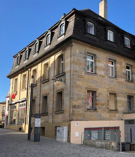 4 Zimmer in der Fußgängerzone von Bayreuth, inklusive Küche – Außenansicht Gebäude