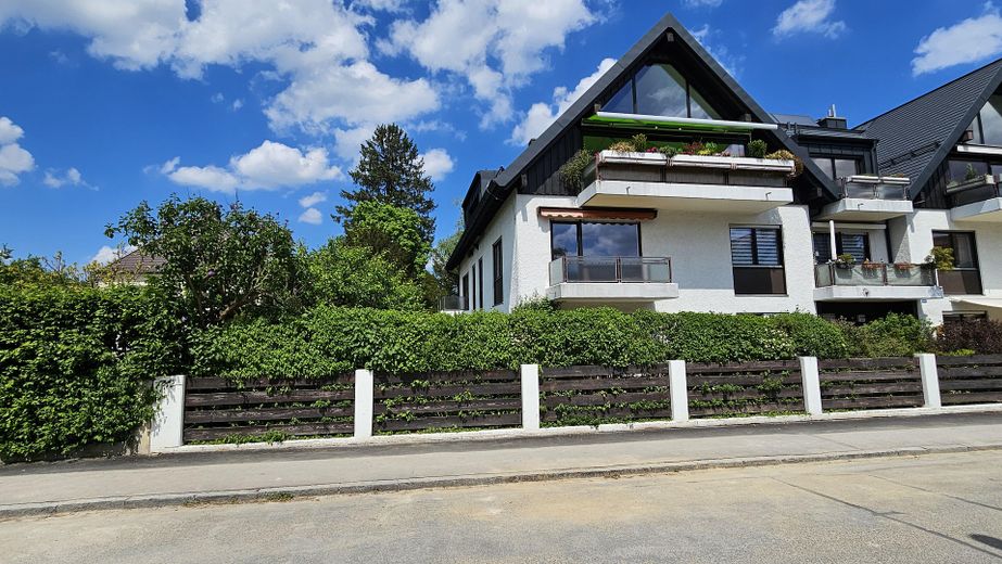 Südseite Haus von links