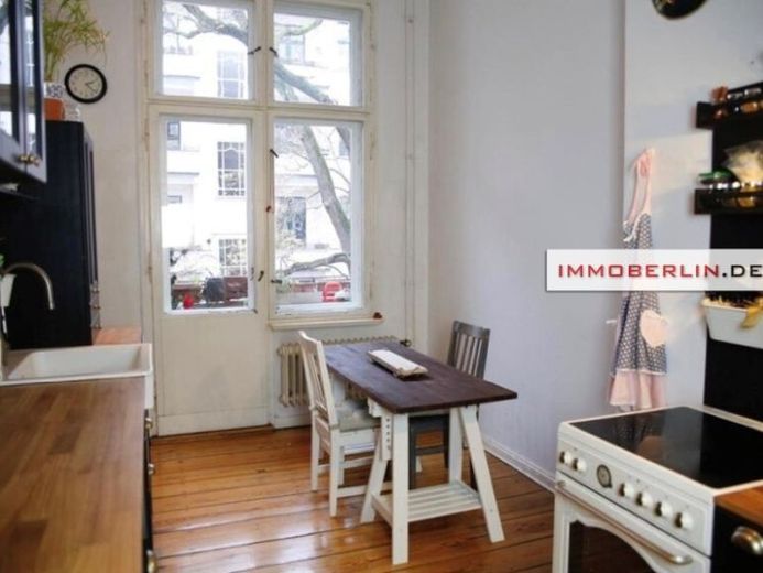 IMMOBERLIN.DE - Posizione privilegiata! Bellissimo appartamento d’epoca con loggia sud-occidentale tranquilla – Foto 1