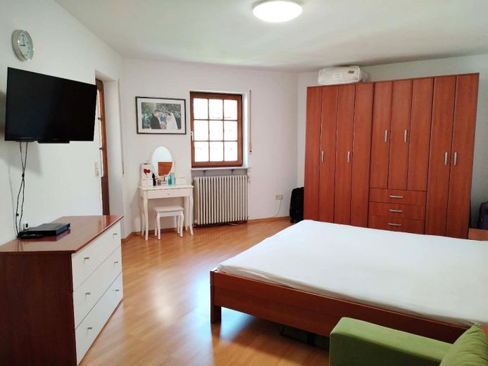 Vielseitiges ZFH mit Charme und besten Lagen – Einzug oder Investition in der Kleinstadtidylle – OG, Schlafzimmer