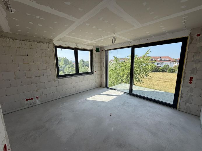 Yeni yapı: Schwäbisch Gmünd'de 3 ayrı daireli 3 ailelik ev – Foto 14