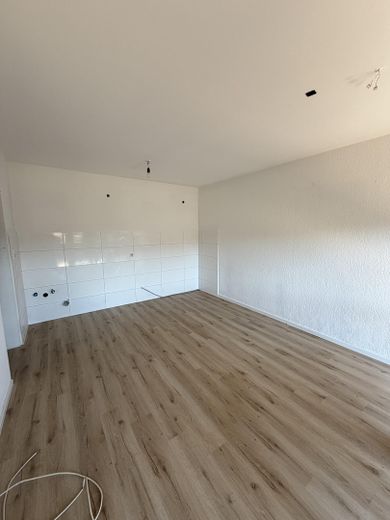 Frisch renovierte 4-Zimmer-Wohnung mit Balkon und herrlichem Ausblick in Wald-Michelbach – Foto 6