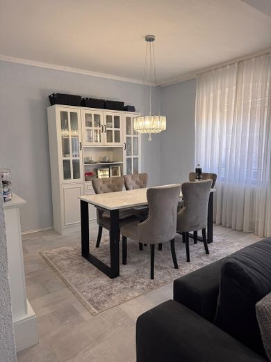 Charmante maison familiale, prête à emménager, avec grande terrasse dans un emplacement pratique – Essbereich