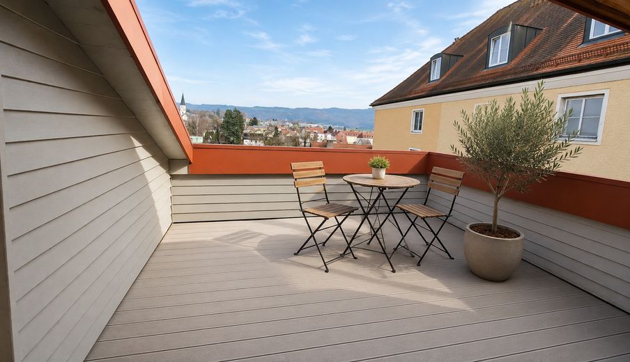 Großzügige Dachgeschosswohnung mit zwei Dachterrassen im Herzen der Altstadt von Laufen – Dachterrasse 1