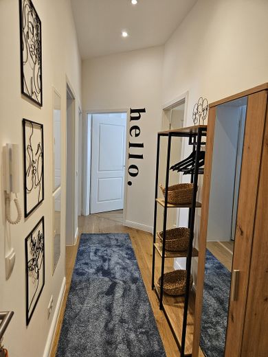 WG-Zimmer möbliert & frisch saniert – 8 Min. zur HTW Uni / Furnished room in a shared apartment – Flur / Hallway