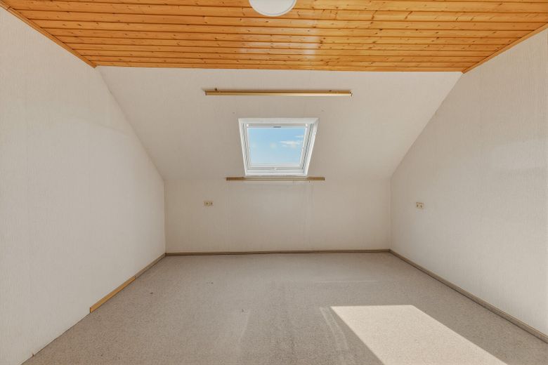 Familienhaus mit großem Garten und Potenzial – Kinderzimmer II