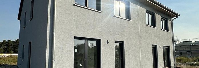 Rechte Doppelhaushälfte Hinten