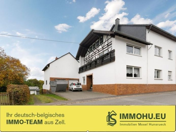 Einfamilienhaus mit Einliegerwohnung oder Mehrgenerationenhaus? Sie haben die Wahl in Lutzerath – Foto 1