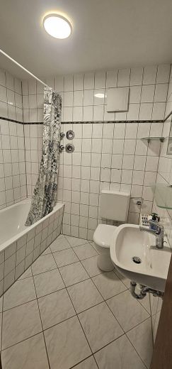 Bellissimo appartamento di 3 locali in zona Waldschlößchen – Bad