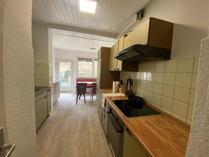 Renovierungsbedürftiges Zweifamilienhaus in Pforzheim – Foto 1