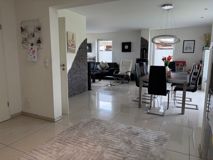 Freistehendes Einfamilienhaus – Foto 7