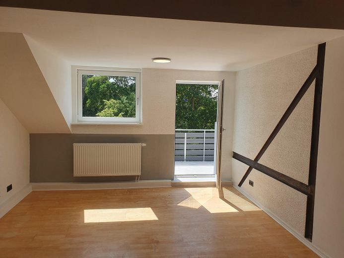 Elegante und große  Wohnung - Dachgeschoss - mit viel Platz – Foto 9