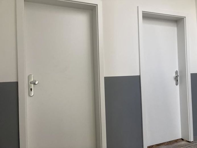 Zweitbezug nach Sanierung! Großzügige 3-Zimmerwohnung mit Laminat, Balkon, Wanne und Einbauküche! – IMG_1305