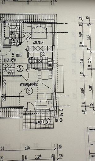 Jasny 3-pokojowy apartament dwupoziomowy (79 m²) z balkonem od południa, 2 łazienkami, wbudowaną kuchnią i miejscem w garażu podziemnym w Nufringen – Zdjęcie 12