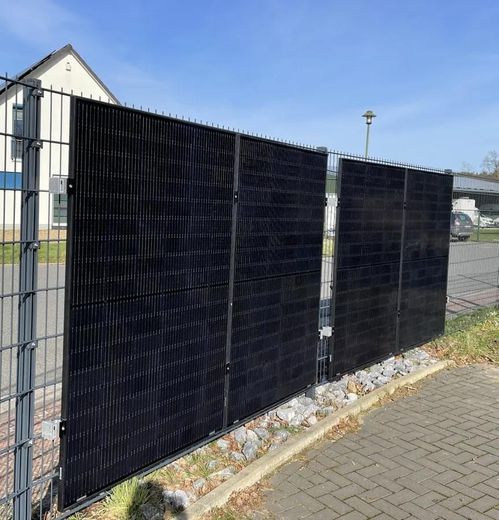 Sanierte Doppelhaushälfte mit Altbau-Charme in Jünkerath (Vulkaneifel) – PV-Balkonkraftwerk