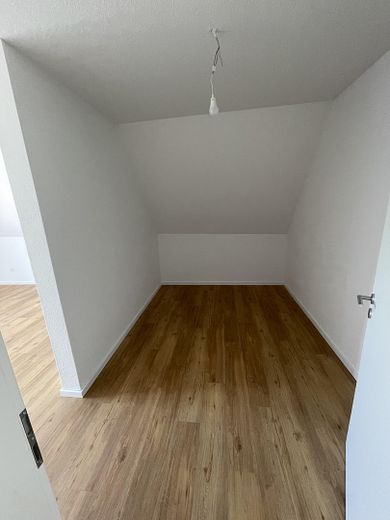 Mitten in Drensteinfurt – Charmate 3-Zimmer-Wohnung im Herzen der Innenstadt – Ankleide Schlafzimmer 1