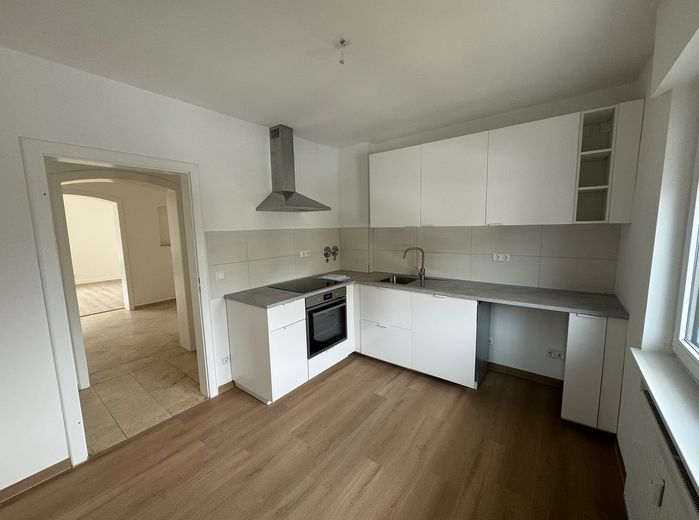 Tasteful 4-room apartment in beautiful Offenbach am Main – Küche