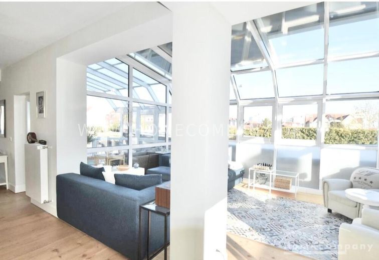Friedrichsdorf (8070868) Komplett möbliert, ausgestattetes 7 Zimmer Haus – 9db86bfc87125ddcefdcabb4e7a165f74343f861.jpg