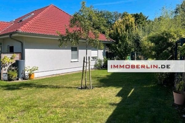 IMMOBERLIN.DE - منزل أنيق مع تراس جنوبي ومرآب في موقع متناغم بالقرب من بحيرة روبينر
