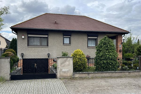 Einfamilienhaus in attraktiver Lage von Berlin-Hohenschönhausen