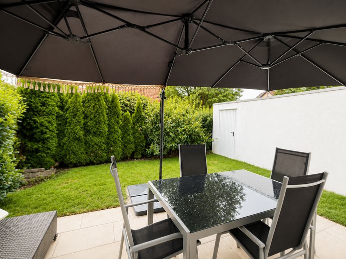Moderne Doppelhaushälfte mit Garten in Bietingen – Foto 8
