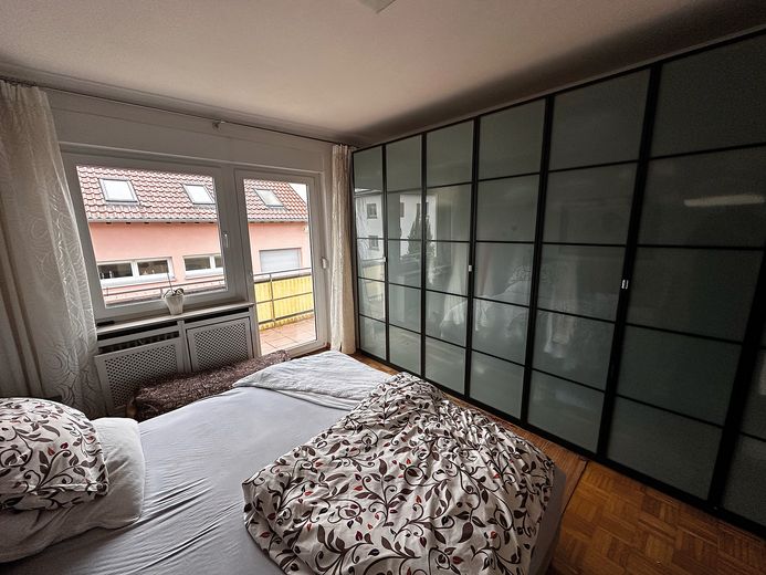 Einfamilienhaus mit Einliegerwohnung und viel Platz (Nutzfläche), 6 Zimmer, Bad Dürkheim – Schlafzimmer