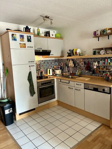 Bezugsfrei ab 01.10.: Helles 1-Zimmer-Apartment mit Balkon am Weinbergpark – provisionsfrei – Küche mit Einbauküche