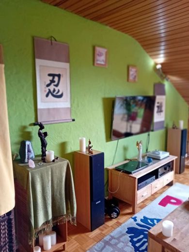 Gemütliche Dachgeschosswohnung mit Seesicht – .